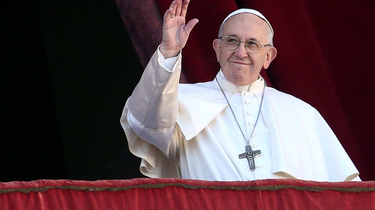 Corona virus : Wealthy should not be given priority access to vaccine, Pope Francis says